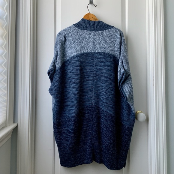 GAP Patchwork Open-Front Poncho Sweater NWT - Picture 2 of 10